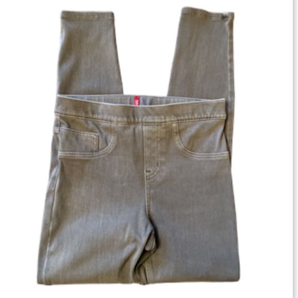 Spanx Jean-ish gray jeggings. - Picture 9 of 11